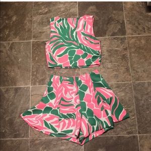 Lilly Pulitzer two piece outfit. EUC.